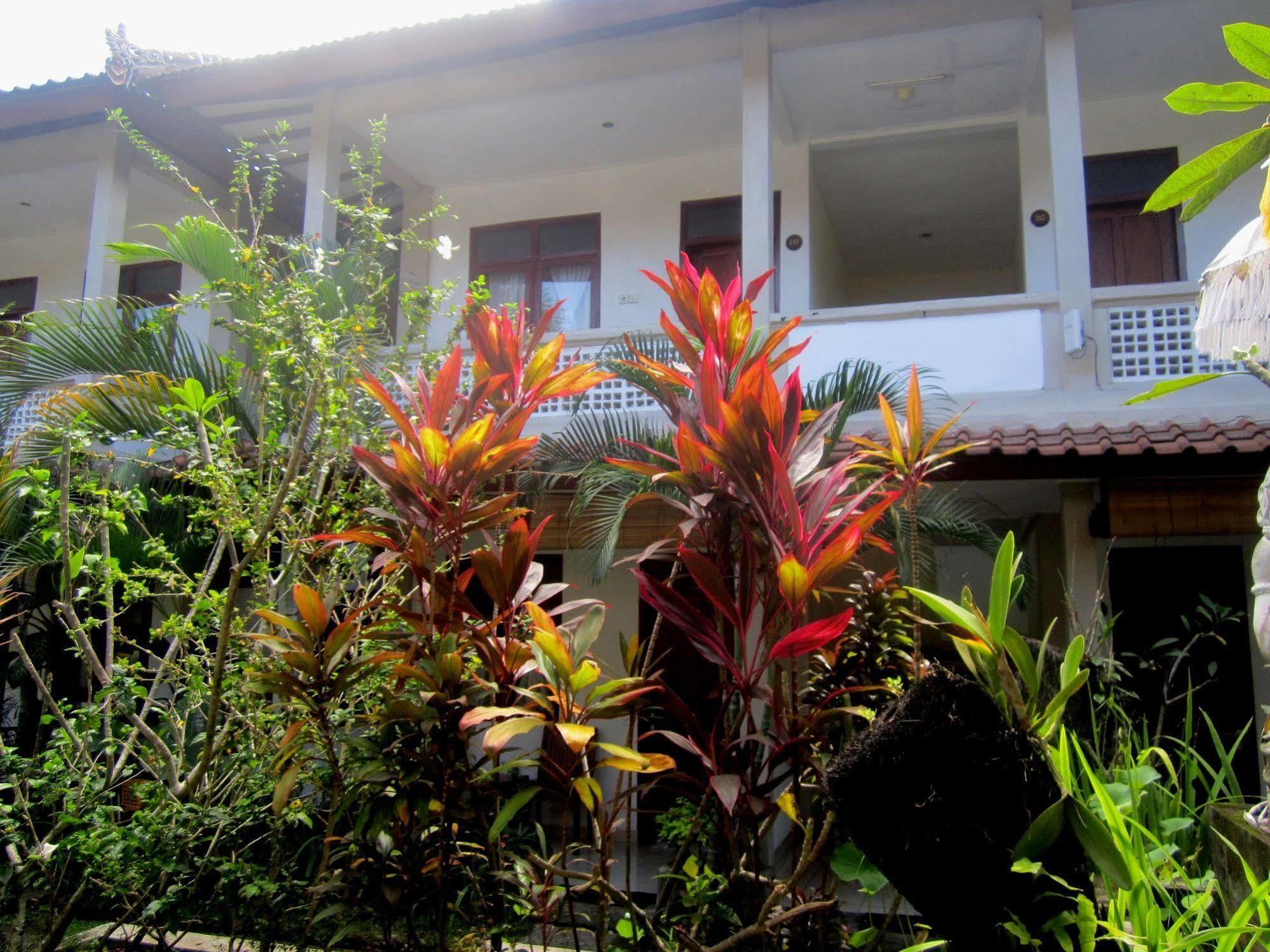 Oyo 3419 Casa Ganesha Hotel Ubud Exterior foto